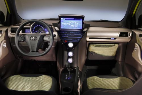 Toyota Scion iQ 2012 -4