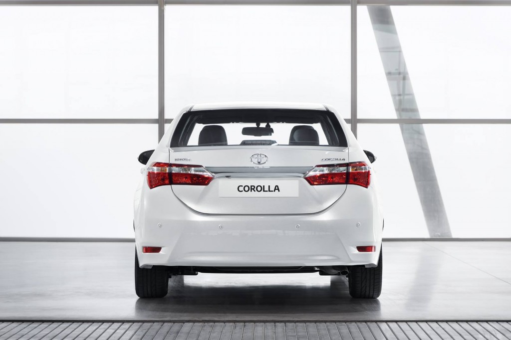 Toyota Corolla Altis 2014-16
