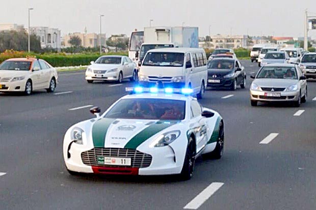 Aston Martin One-77 – Dubai Police