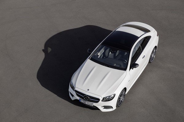 Mercedes-Benz E-Class Coupe' Edition 1-7