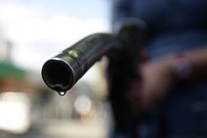 uk ban oil diesel 2040-2